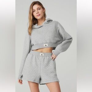 Alo Arena Quilted Cropped Hoodie in Heather Gray